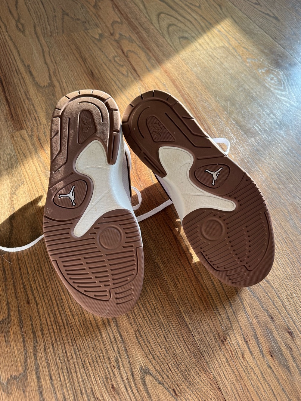 Jordan Women's Stadium 90 - White / Light Brown - Picture 7 of 7